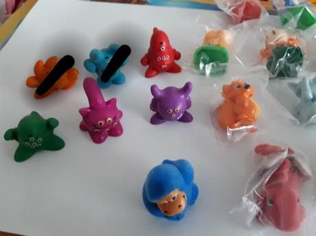 Kinder hracky,figurky, 