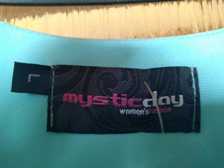 Spoločenské tyrkysové šaty., l