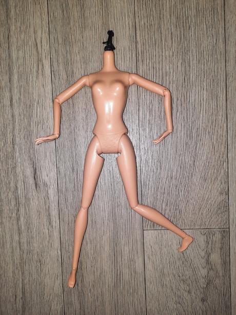 Telá pre barbie bábiky, 