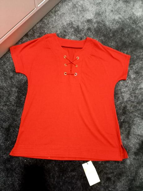 Cervena tricko bluzka v 34, 36, 34