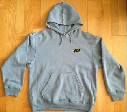 Mikina s kapucňou, 146