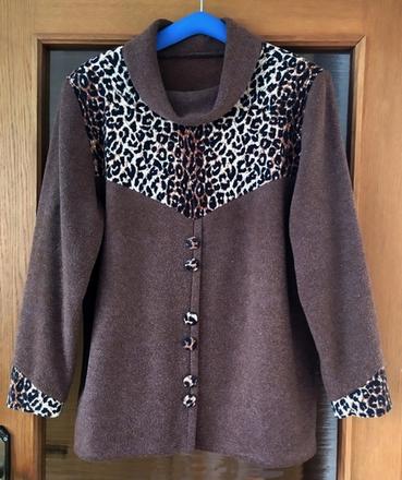 Sukňový kostým hnedý, l