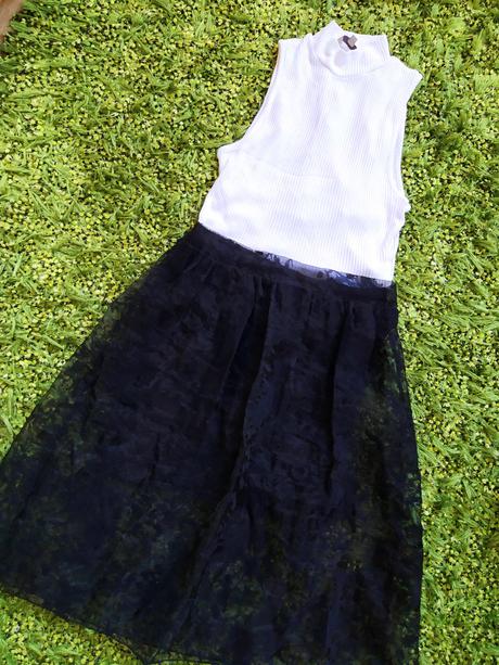 Balík oblečenia, l