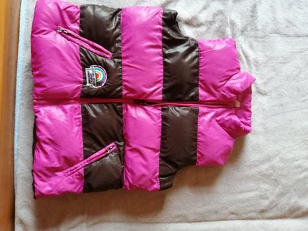 Dievčenská oteplena vesta, 182