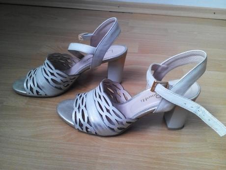 Sandálky 1x obuté, 39