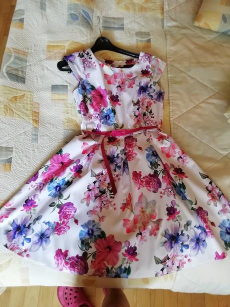 Dámske letné šaty 40, m