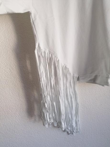 Mikina so strapcami, 