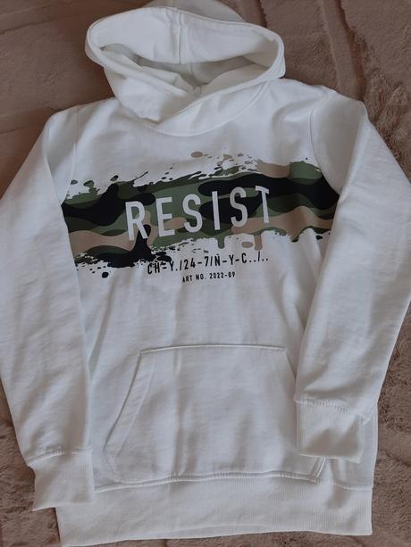 Mikiny veľ.146-152, chapter young,152