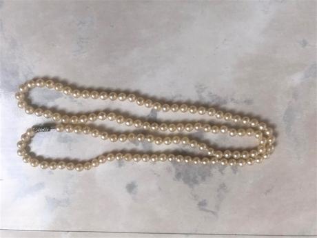 Perlový náhrdelník,