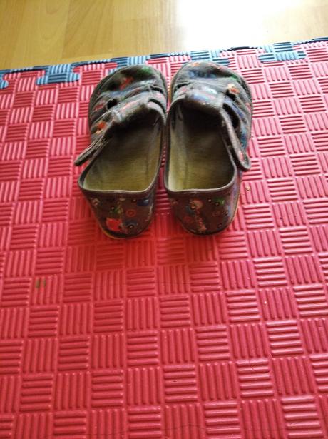 Papučky beda, beda,27