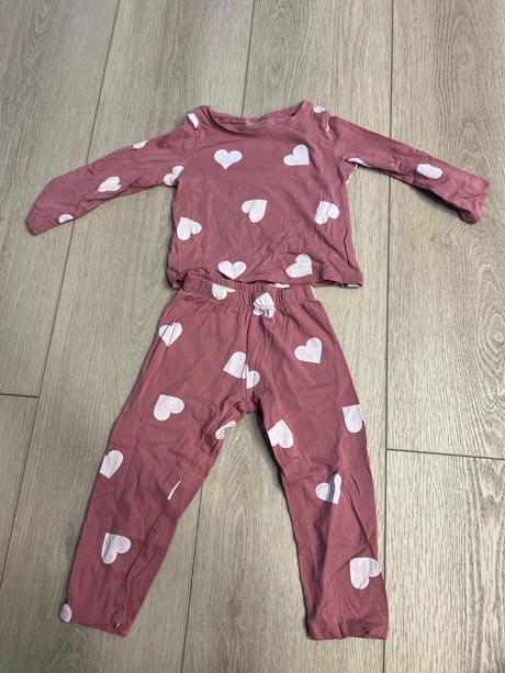 Pyžamo so srdiečkami, h&m,92