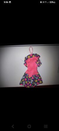 Šaty pre barbie vintage,