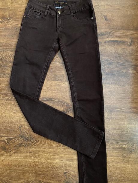 Krásne hnedé rifle, 26