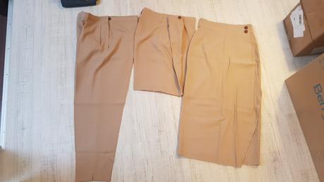 Zaujimava sada nohavice a sukna, 36