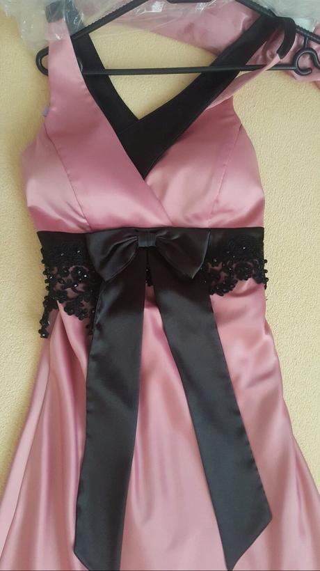 Spoločenské šaty, 36