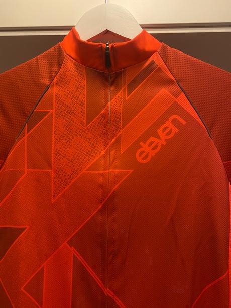 Dámsky cyklistický dres eleven, 42