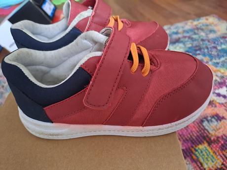 Tenisky, reserved,27