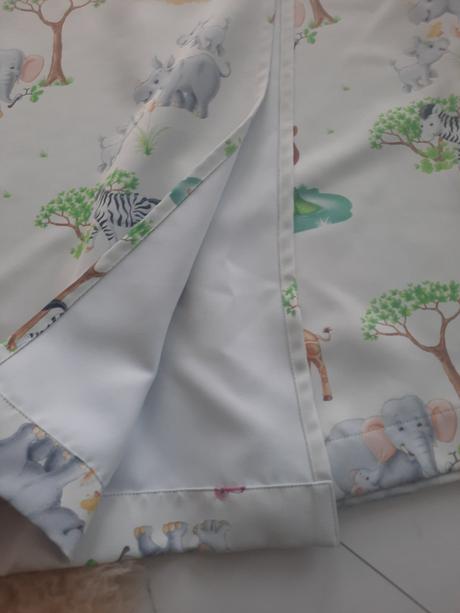 Závesy zatemnovacie, 