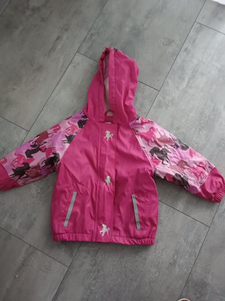 Bunda do dažďa, lupilu,92