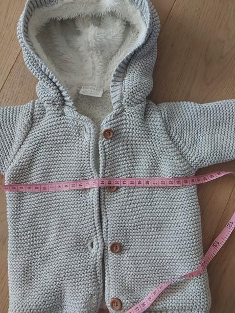 Huňaty pletený svetrík na gombíky- top stav, f&f,62