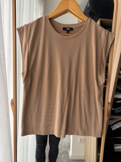 Hnedé tričko, c&a,m