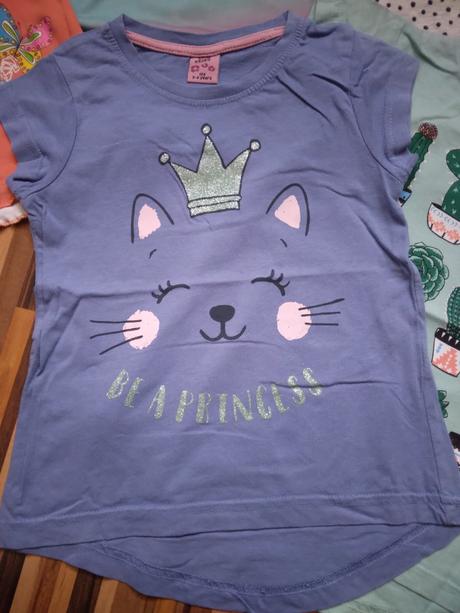 Letné tričká, 110