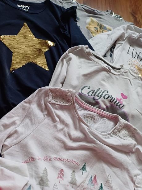 Dievčenské tričká, 122