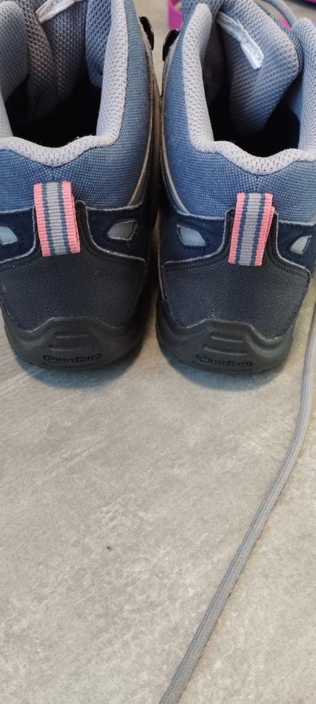 Turistická obuv, 33