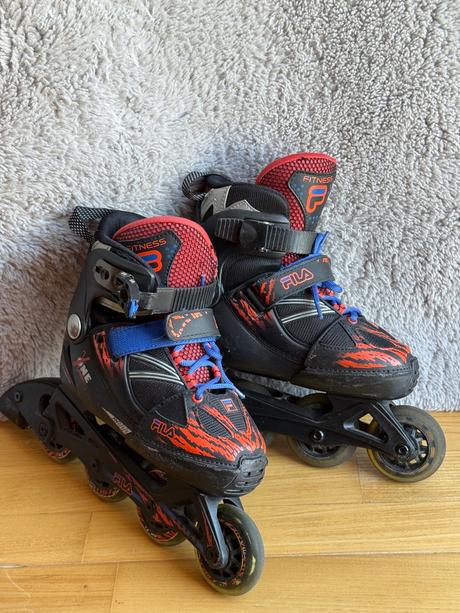 Kolieskove korcule posuvná veľkosť 20-23cm, fila,34