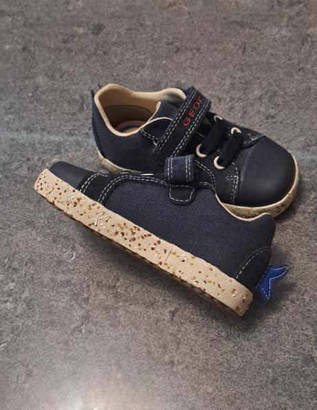 Topánky veľ.22, geox,22