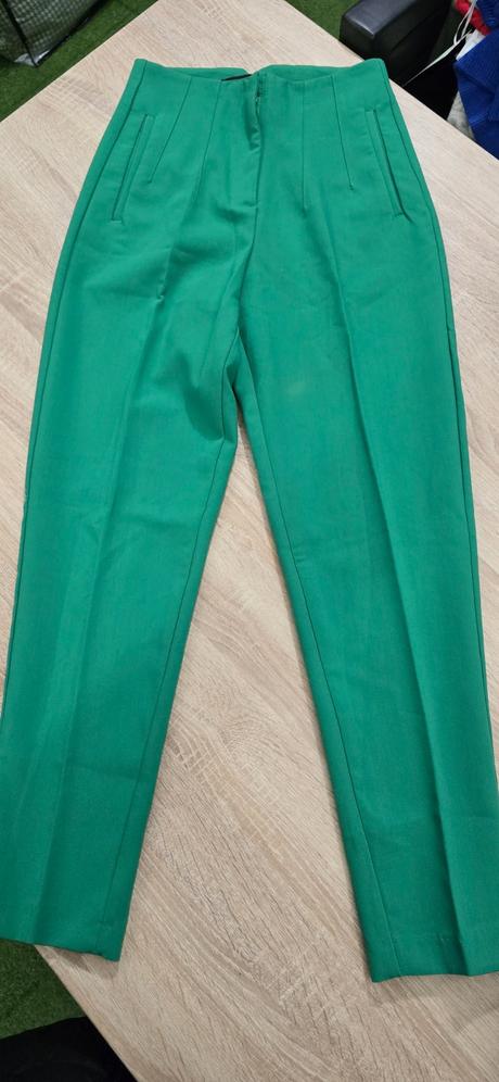Zelene elegantne nohavice, amisu,34