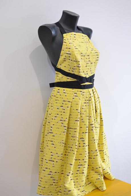 Žlté šaty s odhaleným chrbtom 36, 36