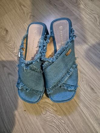 Dámske riflove drevaky, 36