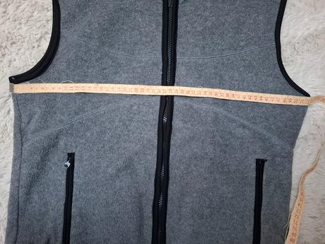 Flisova vesta, m