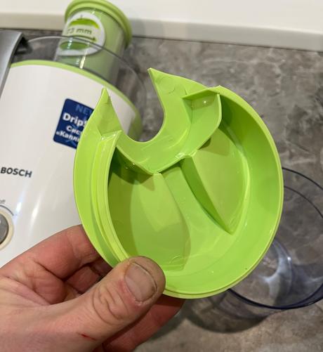 Odšťavovač bosch mes25g0 700w, bosch