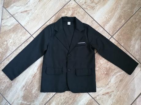 Chlapčenský oblek, 134