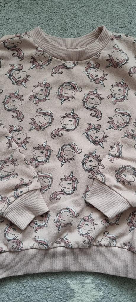 Mikiny v.104, sinsay,104