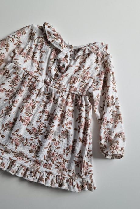 Nádherné šaty en fant, 68