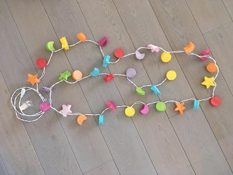 Farebná svetelná reťaz, 