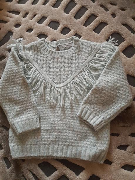 Sveter, reserved,104