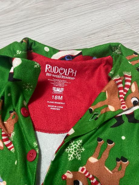 Vianocne pyzamo 86, 86