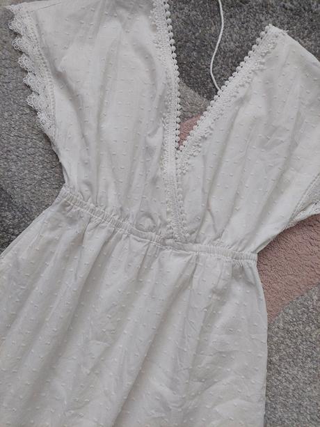 Krásne letné šaty, s