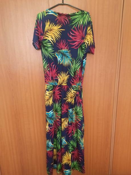 Krásne šaty s vreckami, m