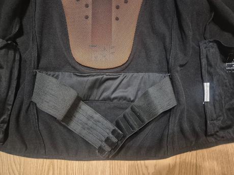 Bunda s chráničom chrbta kilpi 164 (cena s poštou), 164