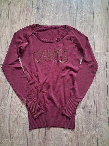 Pulovrik guess, guess,xs