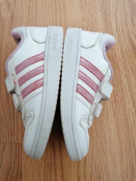 Tenisky, papuče, 32