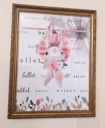 Inspio zarámovaný obraz pod sklom baletka-zajko, 