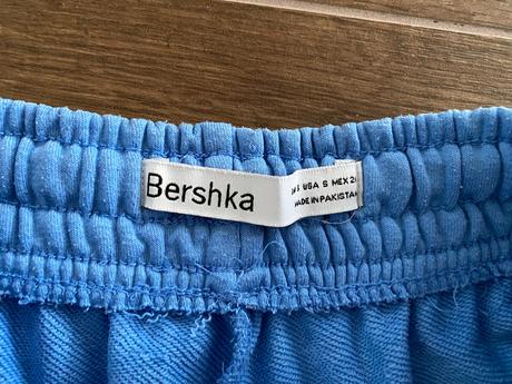 Modré kratase, bershka,s