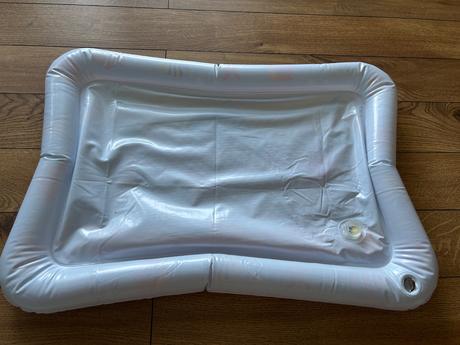 Podložka na hranie vodová,