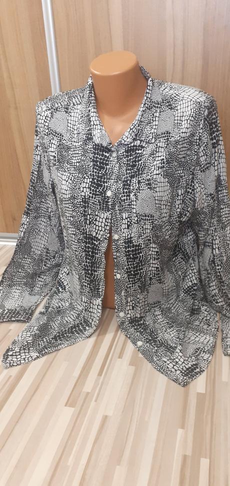 Čiernobiela blúzka, l